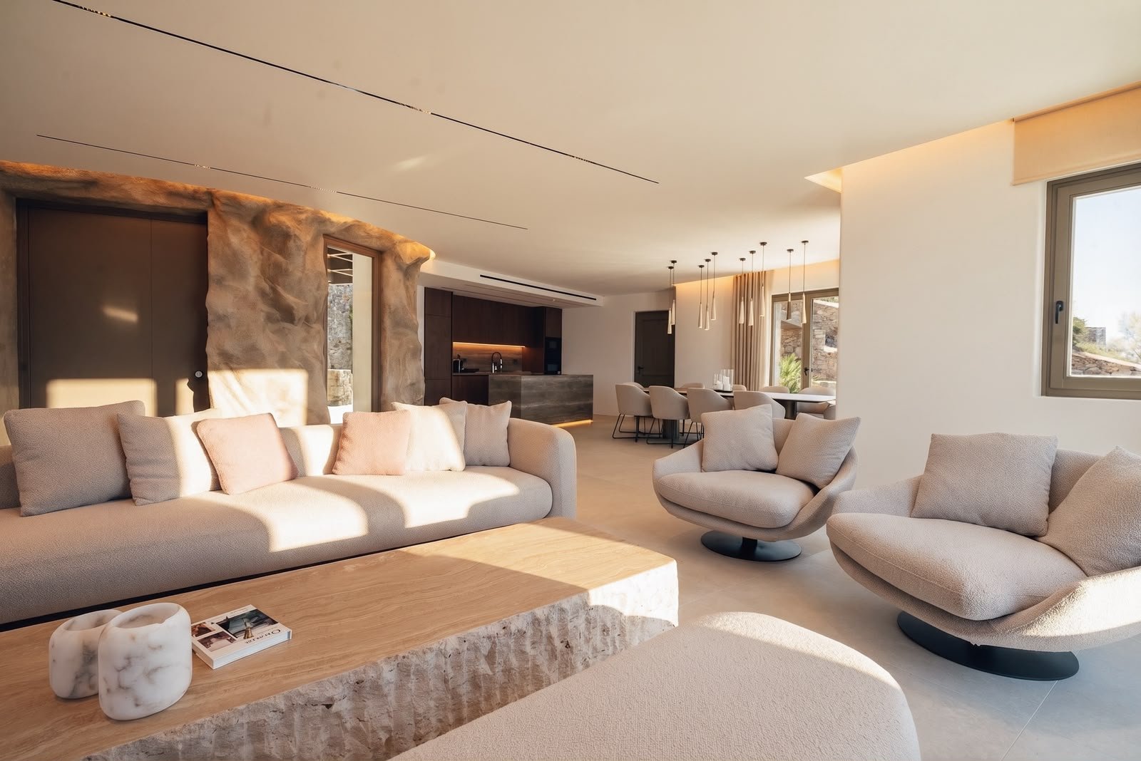 Delian Cliff Gallery INT 1